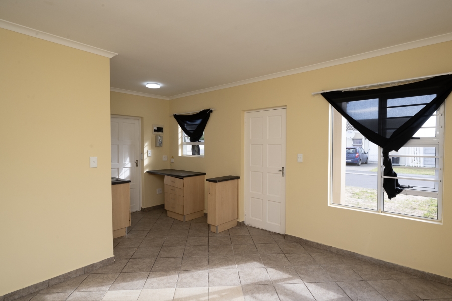 2 Bedroom Property for Sale in Sunset Glen Western Cape